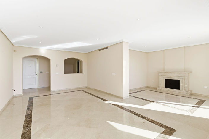 Image No.7-4 Bed Apartment for sale