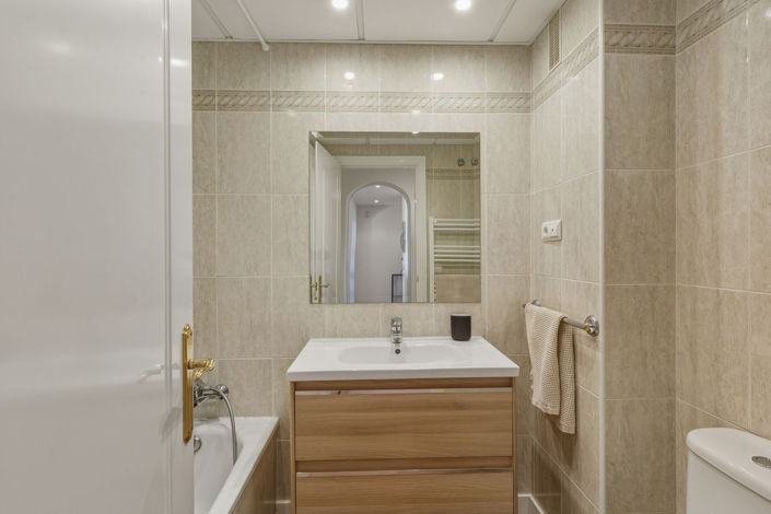 Image No.11-3 Bed Apartment for sale