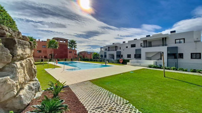 2-5bd7b9d04b45e33852eaf0ec6670150d