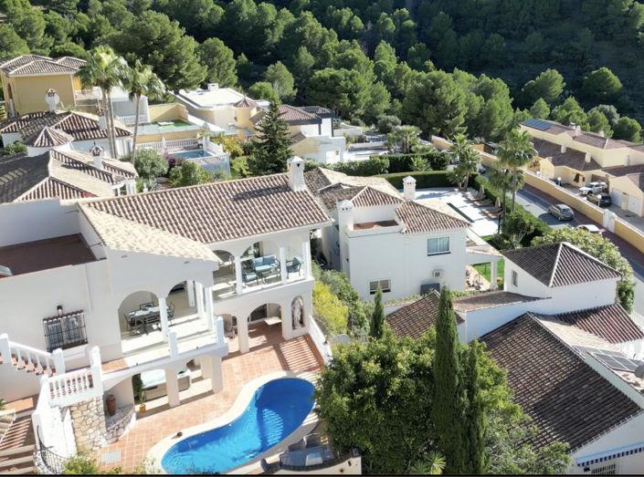 Image No.26-4 Bed Villa for sale