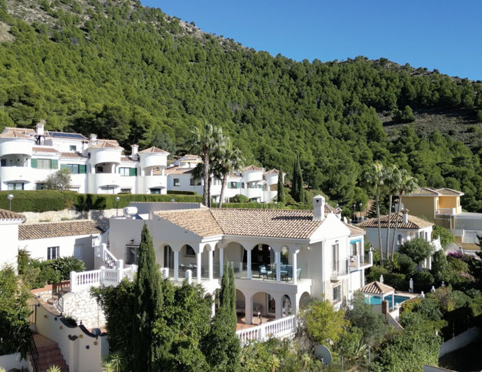 Image No.28-4 Bed Villa for sale