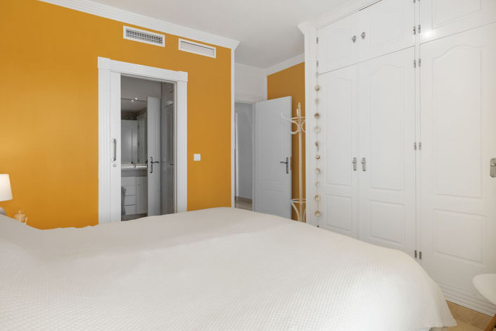 Image No.28-2 Bed Apartment for sale