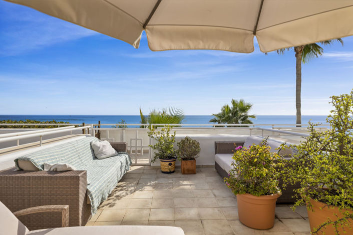 Image No.3-Appartement de 2 chambres à vendre à Estepona