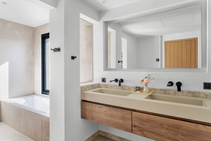 Image No.23-4 Bed Villa for sale