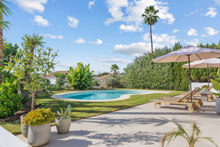 Image No.3-4 Bed Villa for sale