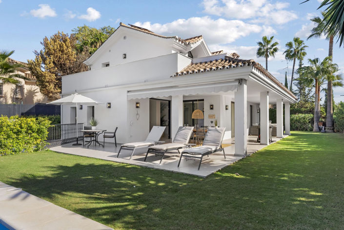 Image No.2-4 Bed Villa for sale