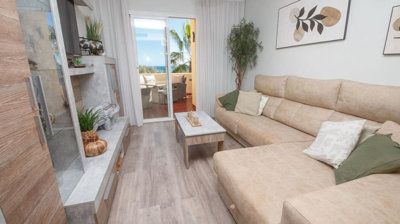 11-20939a0134ad724a8cb2a801094d15a4