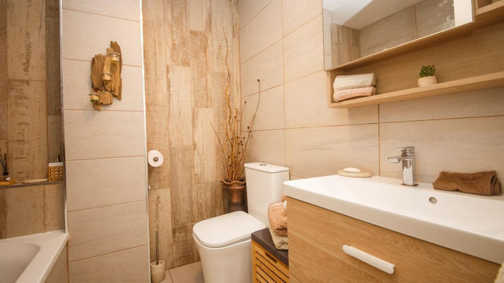 Image No.20-2 Bed Apartment for sale