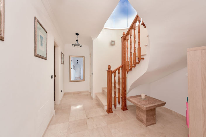 Image No.11-3 Bed Villa for sale