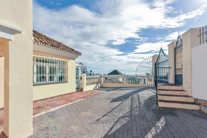 Image No.24-3 Bed Villa for sale