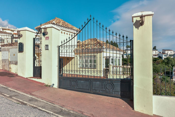 Image No.28-3 Bed Villa for sale