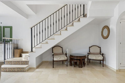 13-5fd73dea700db77384c091ca9818b1a9