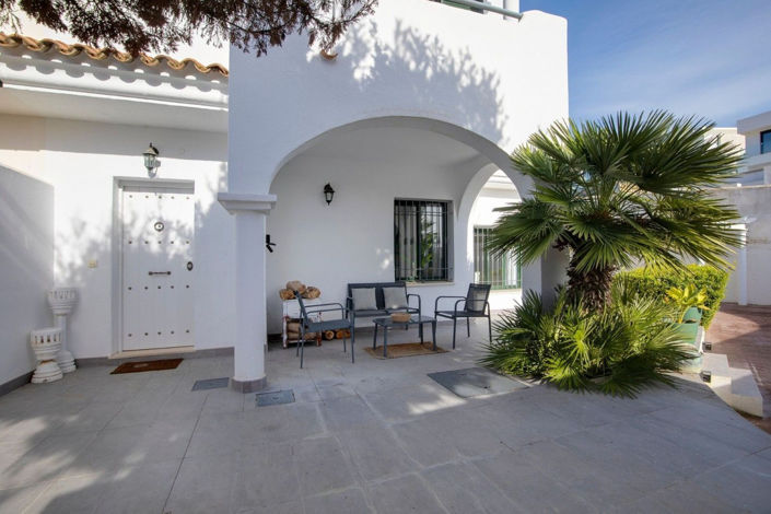 Image No.6-3 Bed Villa for sale