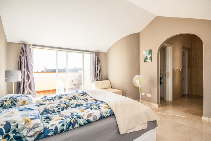 Image No.11-2 Bed Apartment for sale