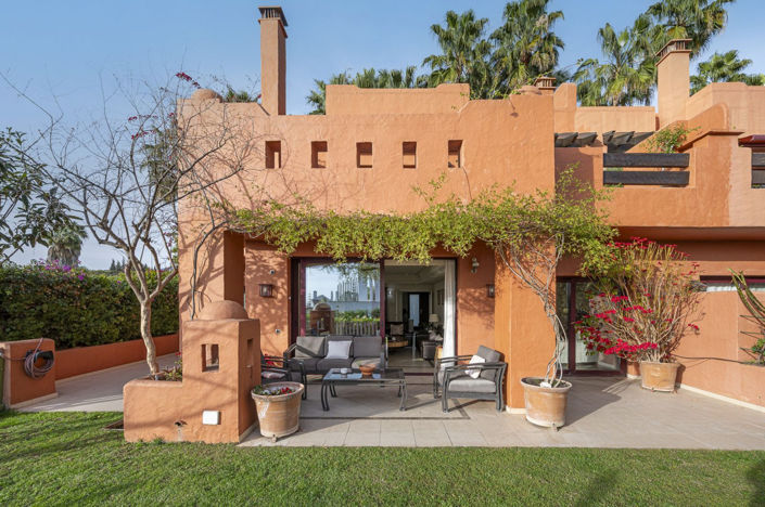 Image No.2-4 Bed Townhouse for sale