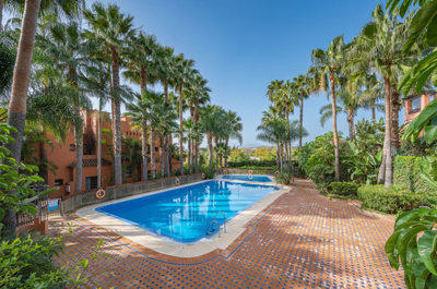 4-c23c0f86247804fa50226aecd8b0b2c8