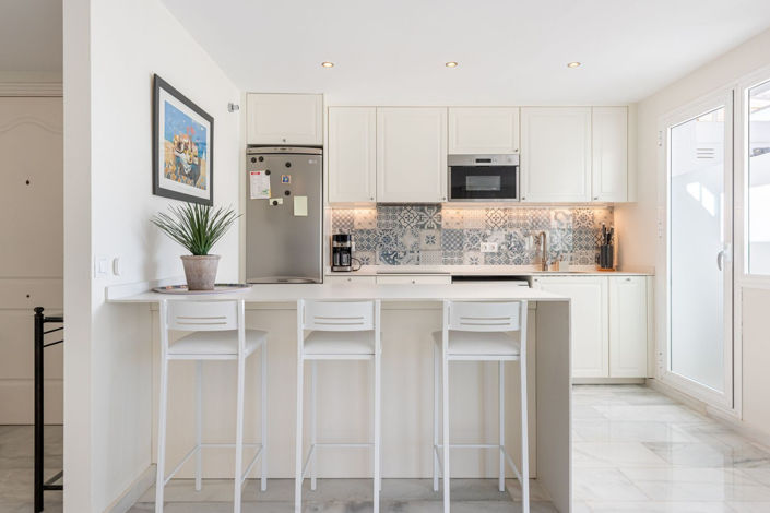 Image No.9-2 Bed Apartment for sale