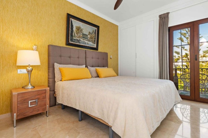 Image No.12-Villa de 4 chambres à vendre à Estepona