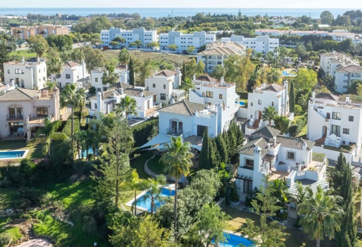 Image No.22-Villa de 4 chambres à vendre à Estepona