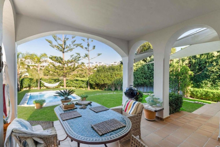 Image No.6-Villa de 4 chambres à vendre à Estepona