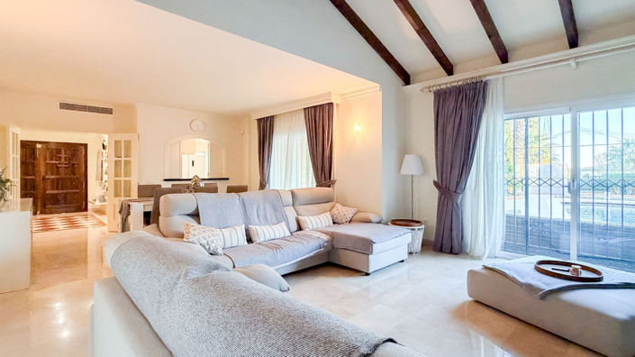 Image No.5-4 Bed Villa for sale