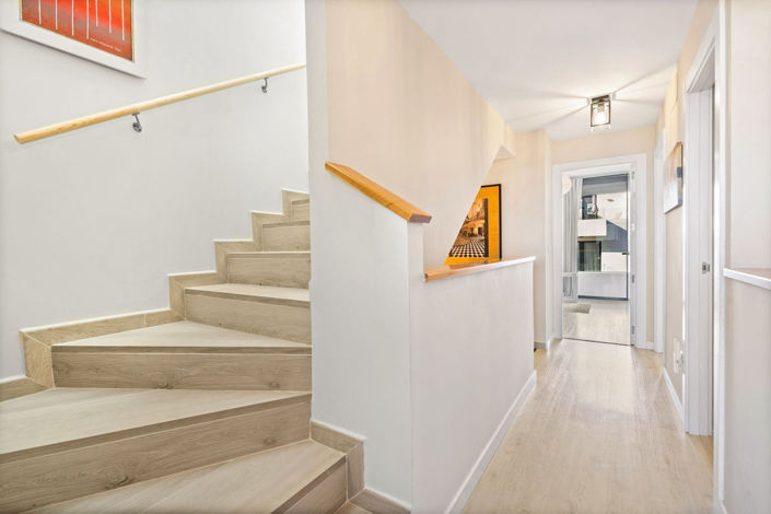 Image No.10-3 Bed Townhouse for sale