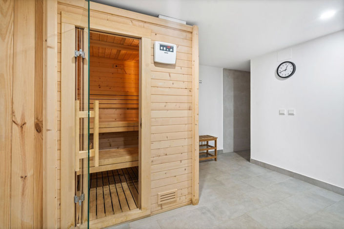 Image No.28-3 Bed Townhouse for sale