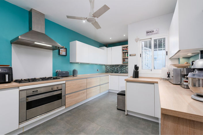 Image No.12-4 Bed Villa for sale