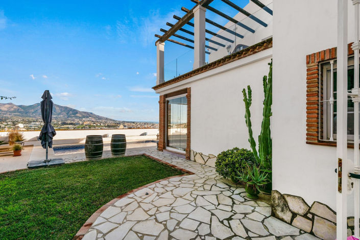 Image No.28-4 Bed Villa for sale