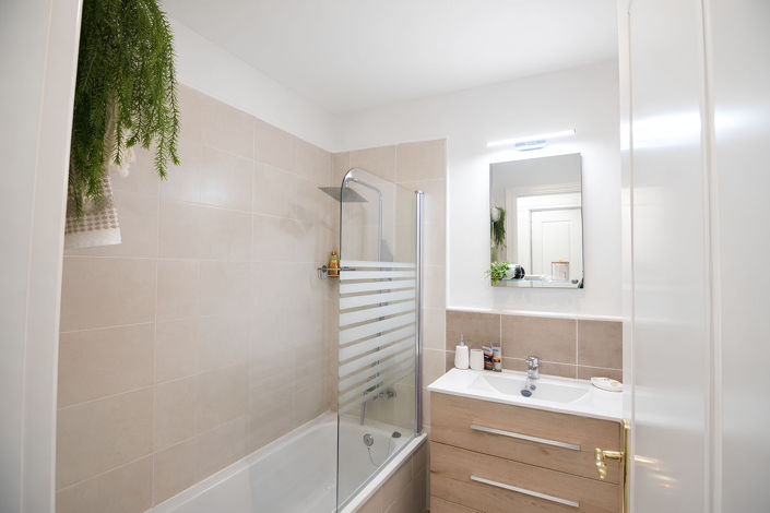 Image No.21-2 Bed Apartment for sale