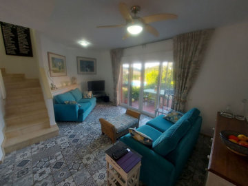 12-53013098fcab6c38b1379cd33298e050