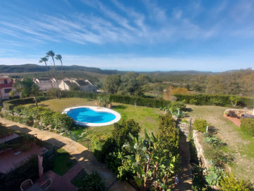 2-5bd7b9d04b45e33852eaf0ec6670150d