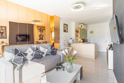 7-aa4cc561180b369757c0bb4af9886cd3