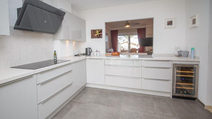 Image No.19-4 Bed Villa for sale