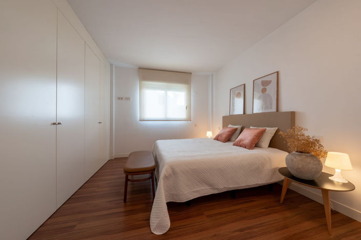 Image No.10-2 Bed Apartment for sale