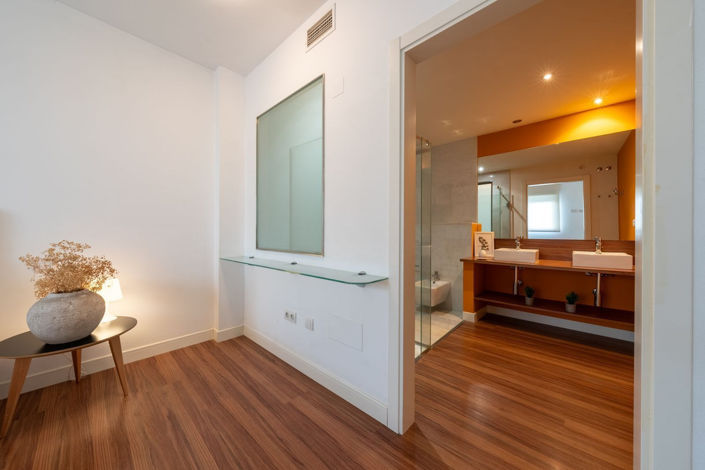 Image No.11-2 Bed Apartment for sale