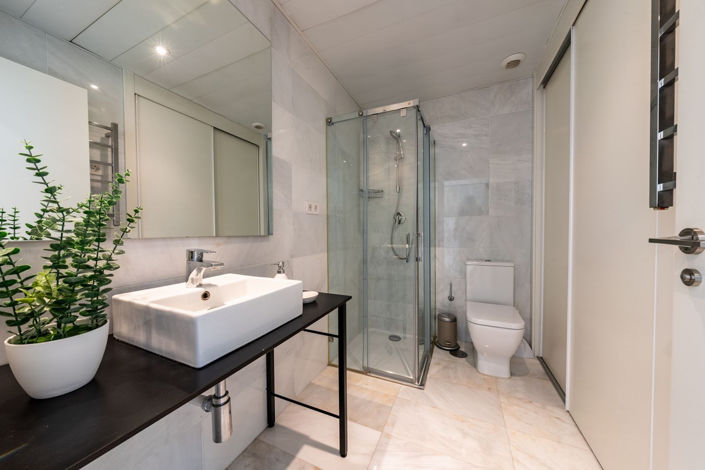 Image No.16-2 Bed Apartment for sale