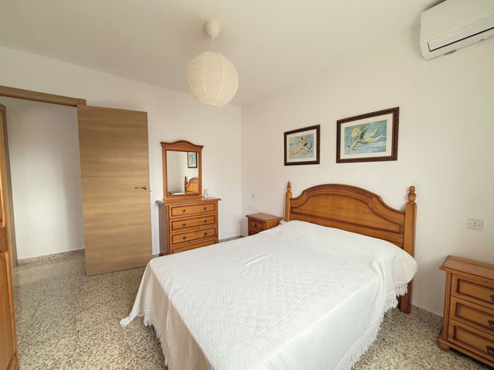 Image No.22-4 Bed Apartment for sale