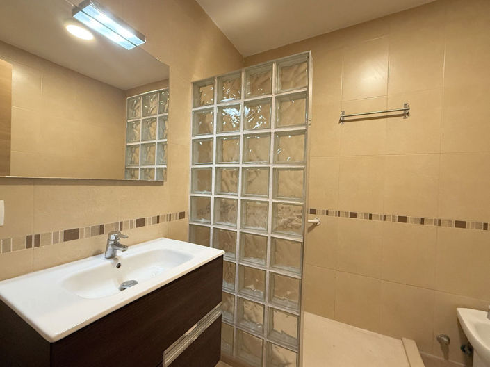 Image No.23-4 Bed Apartment for sale