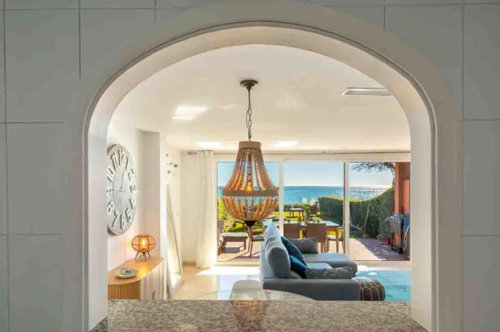 Image No.14-3 Bed Townhouse for sale