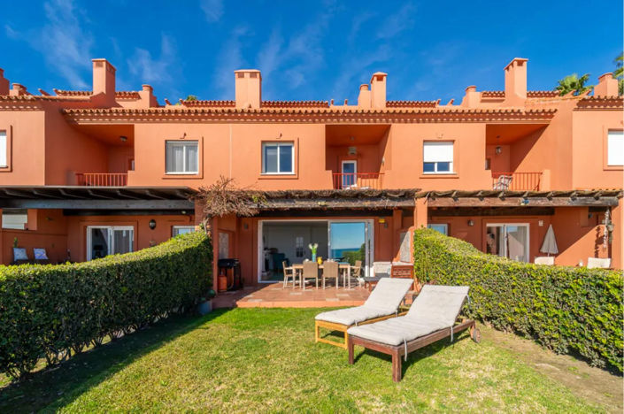 Image No.2-3 Bed Townhouse for sale