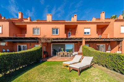 2-5bd7b9d04b45e33852eaf0ec6670150d