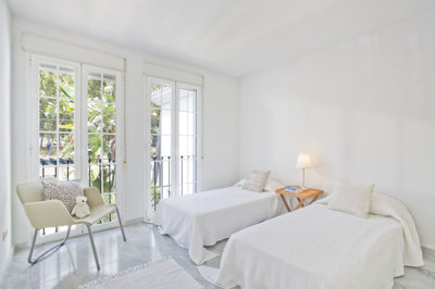 13-5fd73dea700db77384c091ca9818b1a9