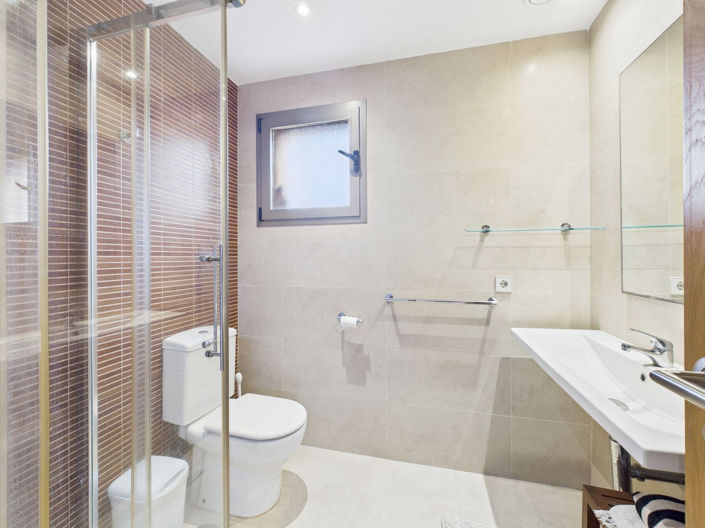 Image No.14-Appartement de 2 chambres à vendre à Estepona