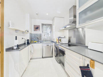 7-aa4cc561180b369757c0bb4af9886cd3