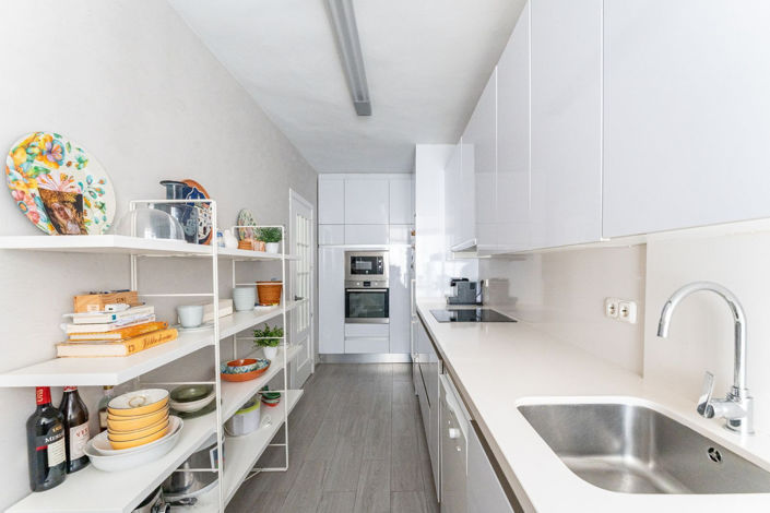 Image No.10-2 Bed Apartment for sale