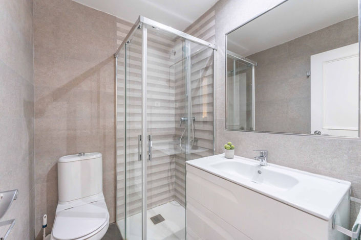 Image No.22-2 Bed Apartment for sale