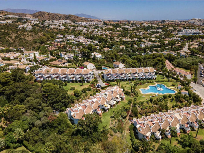 Image No.24-2 Bed Apartment for sale