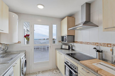 11-20939a0134ad724a8cb2a801094d15a4