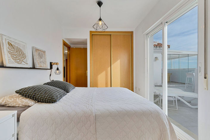 Image No.13-3 Bed Apartment for sale